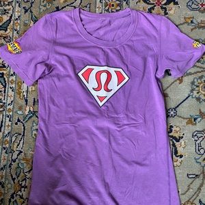 Christmas / Superman Lululemon tshirt